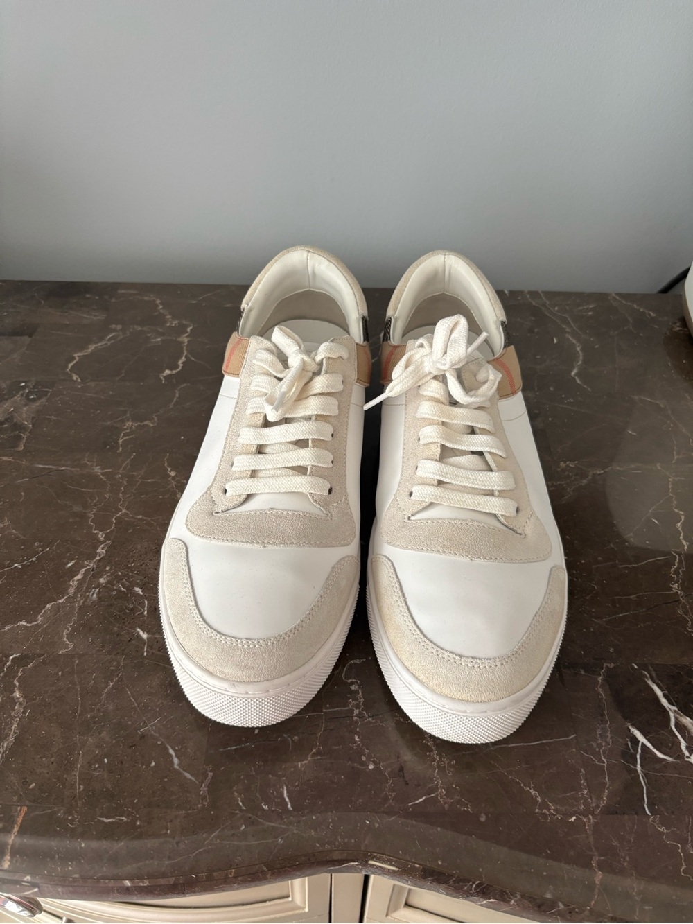 Men's Casual Lace-Up Sneakers — White & Beige